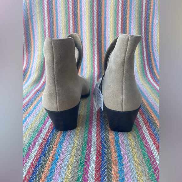 NWT Zara Suede Ankle Booties Sz 9 - Picture 4 of 10